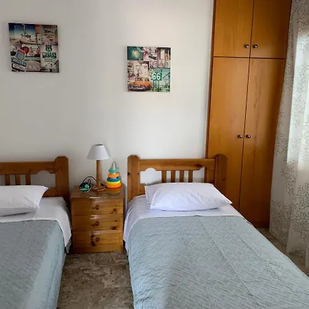 Panormo House דירה